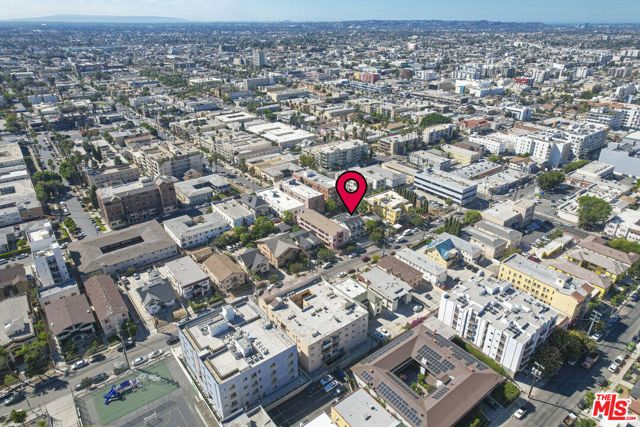 2740 James M Wood Boulevard, Los Angeles, CA 90006