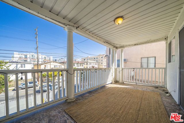 2740 James M Wood Boulevard, Los Angeles, CA 90006