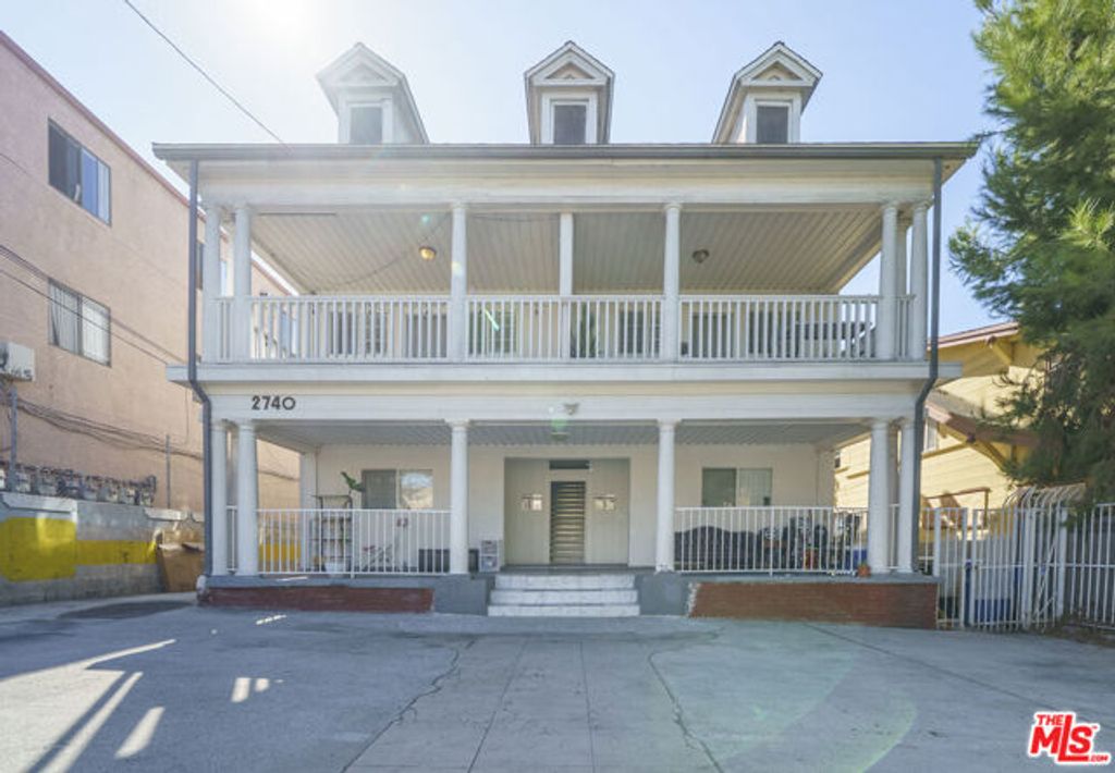 2740 James M Wood Boulevard, Los Angeles, CA 90006