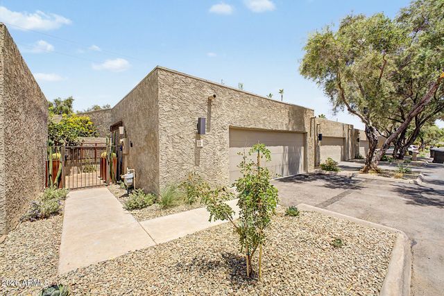 7209 E MCDONALD Drive 12, Scottsdale, AZ 85250