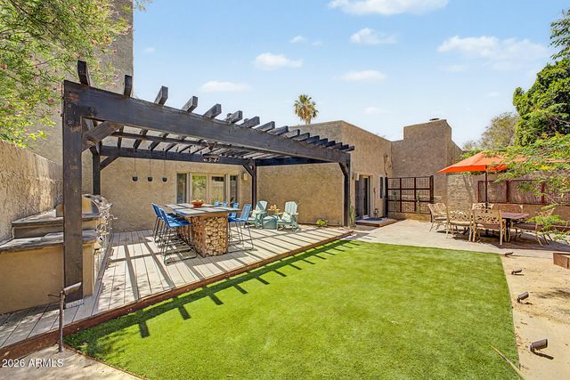 7209 E MCDONALD Drive 12, Scottsdale, AZ 85250