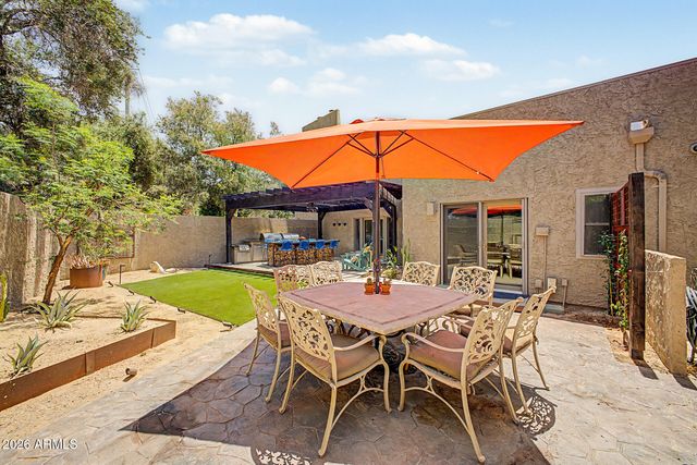 7209 E MCDONALD Drive 12, Scottsdale, AZ 85250