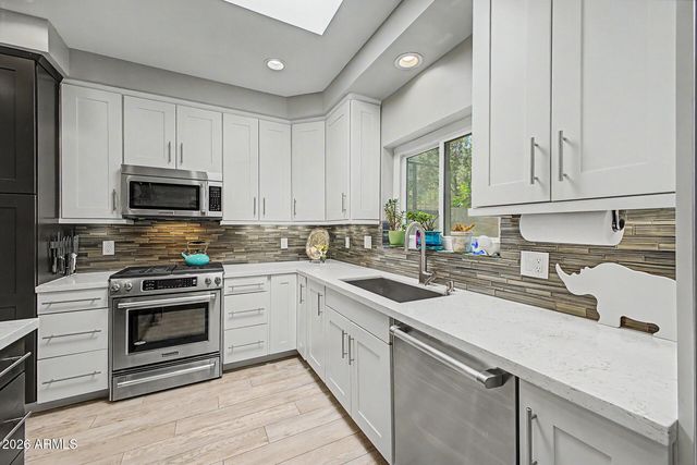 7209 E MCDONALD Drive 12, Scottsdale, AZ 85250