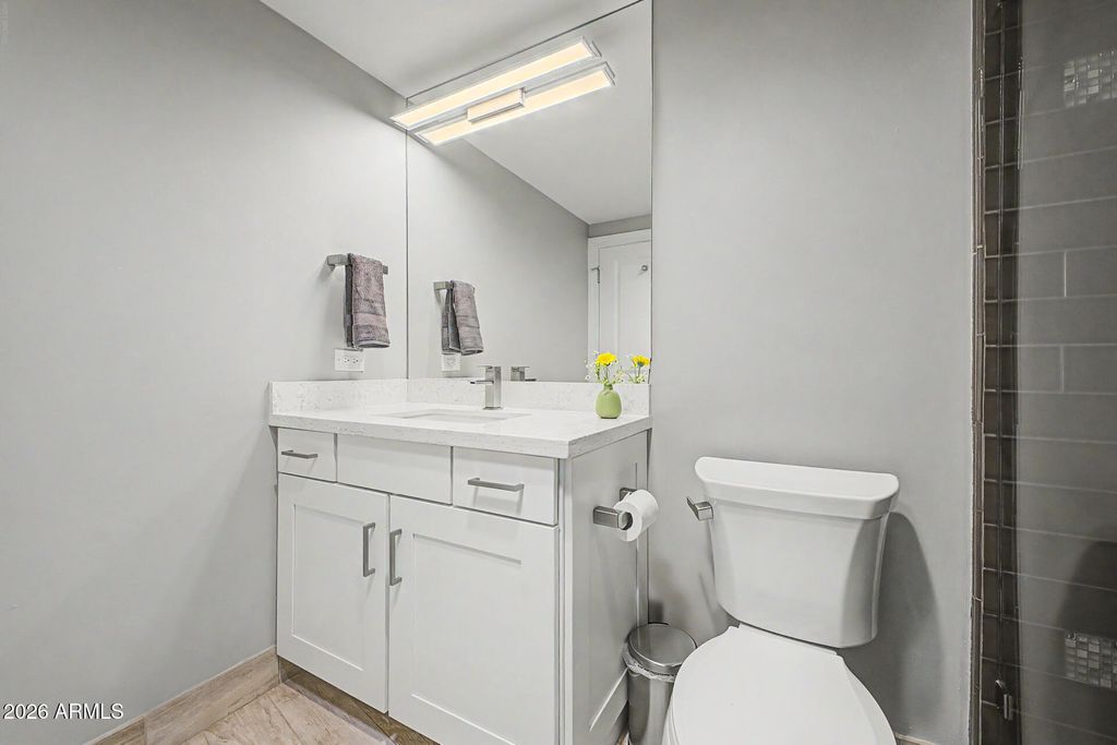 Image 19 of property listing at 7209 E MCDONALD Drive 12, Scottsdale, AZ 85250
