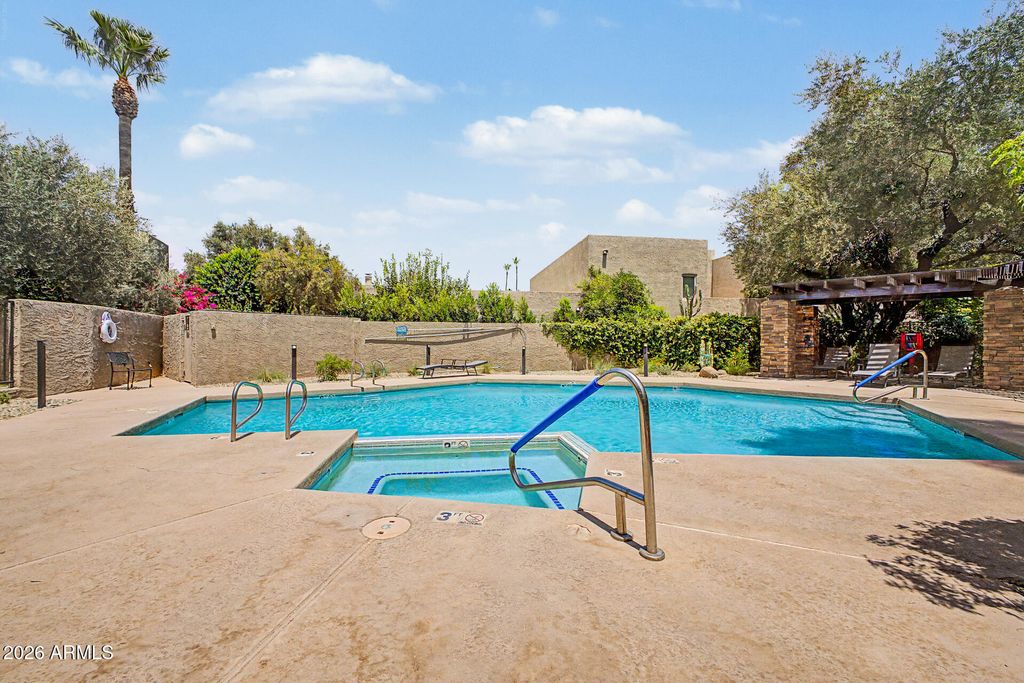 Image 35 of property listing at 7209 E MCDONALD Drive 12, Scottsdale, AZ 85250