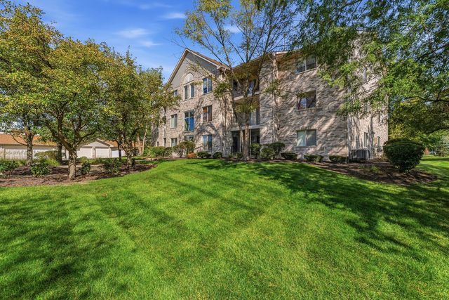 6845 Forestview Drive 2D, Oak Forest, IL 60452