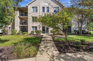 6845 Forestview Drive 2D, Oak Forest, IL 60452