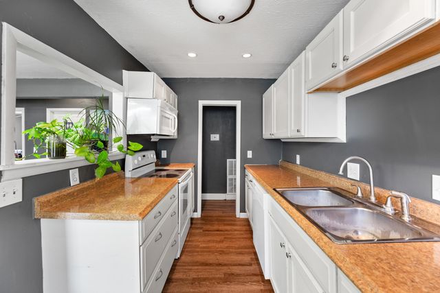 5931 N Legion, Wichita, KS 67204