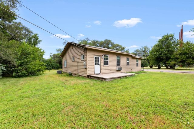 5931 N Legion, Wichita, KS 67204