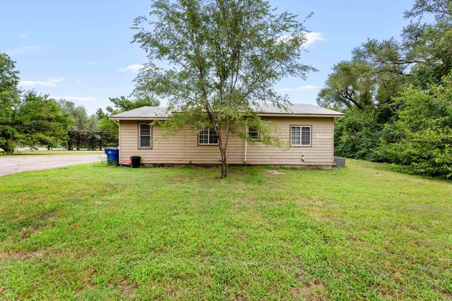 5931 N Legion, Wichita, KS 67204