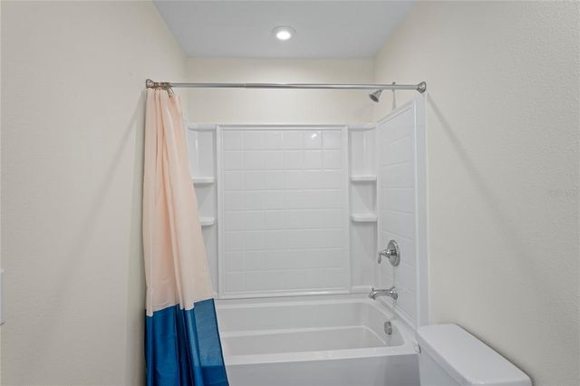 6240 FAIRMONT LANE, Palmetto, FL 34221