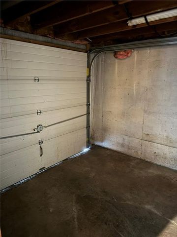 6954 E 47th Terrace, Kansas City, MO 64129