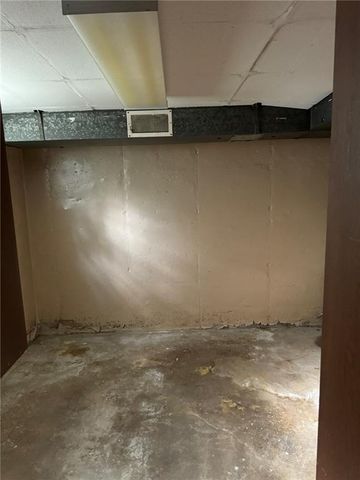 6954 E 47th Terrace, Kansas City, MO 64129