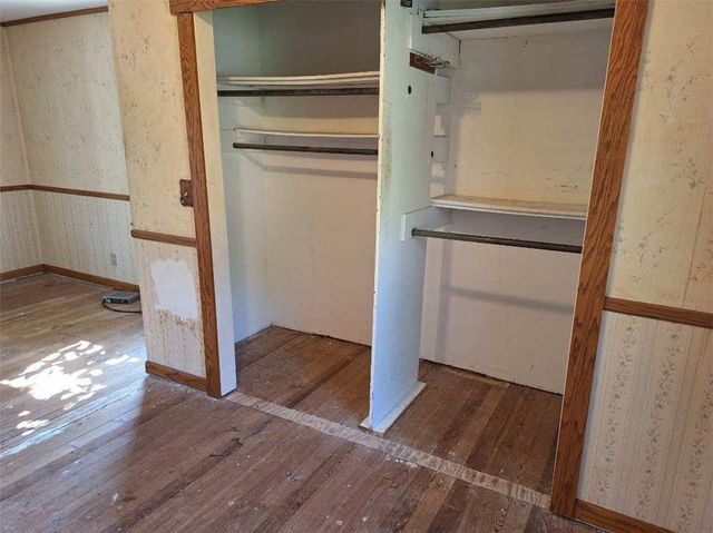 6954 E 47th Terrace, Kansas City, MO 64129