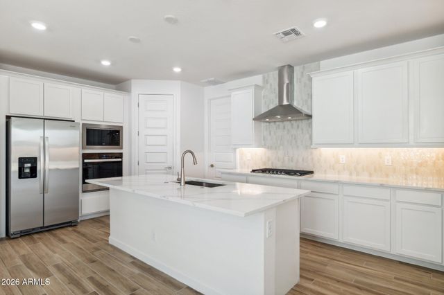 7015 W PINNACLE VISTA Drive, Peoria, AZ 85383