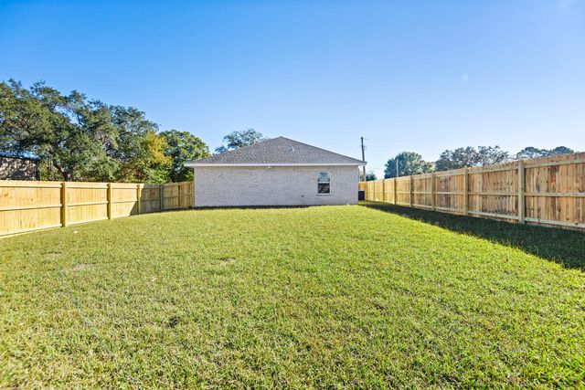 46 Winfield Street, Niceville, FL 32578