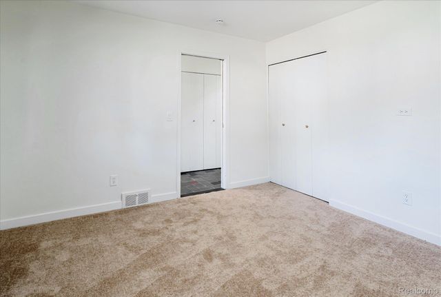 37159 Almont Drive E, Sterling Heights, MI 48310