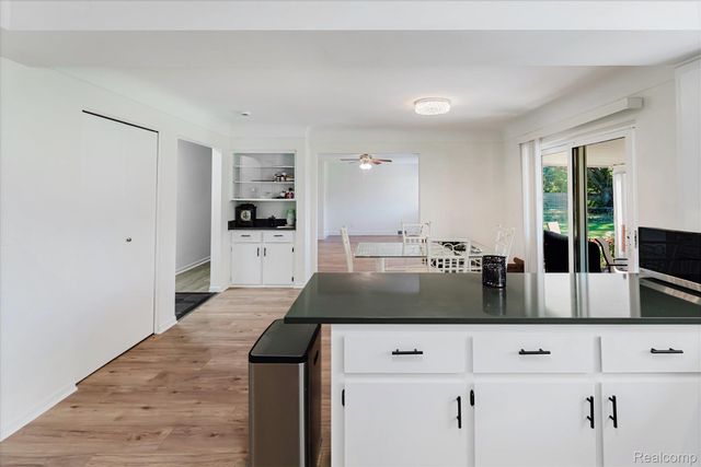 37159 Almont Drive E, Sterling Heights, MI 48310