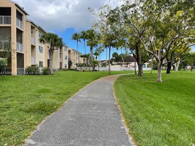 15325 SW 106th Terrace 618, Miami, FL 33196