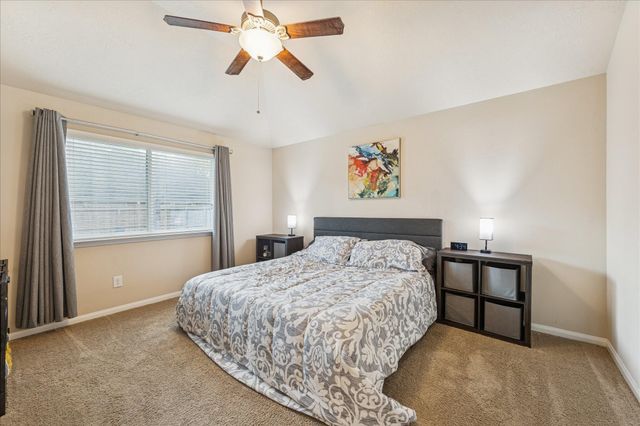 3203 Pine Hollow Circle, Montgomery, TX 77356