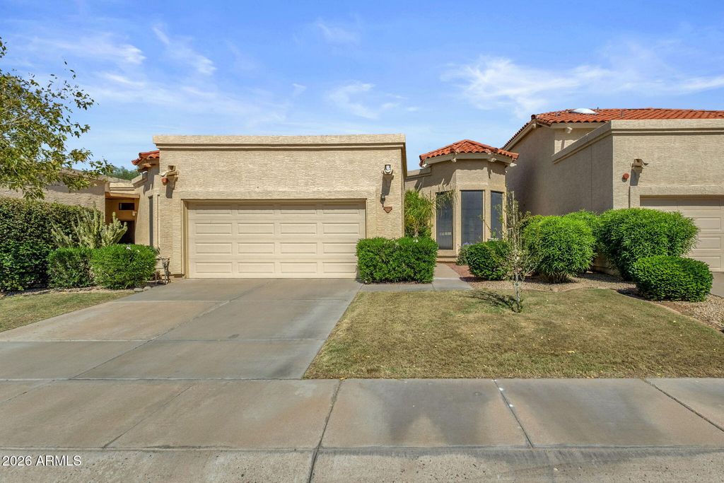 10620 E VOGEL Avenue, Scottsdale, AZ 85258 — photo 2