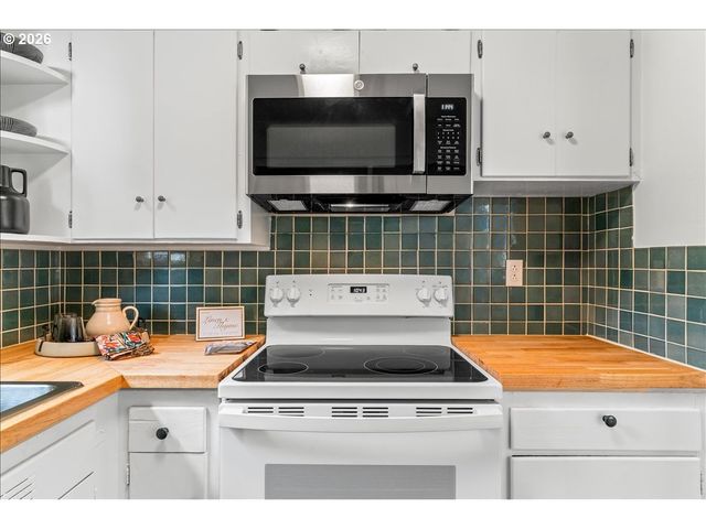 1211 Se 37TH Ave, Portland, OR 97214