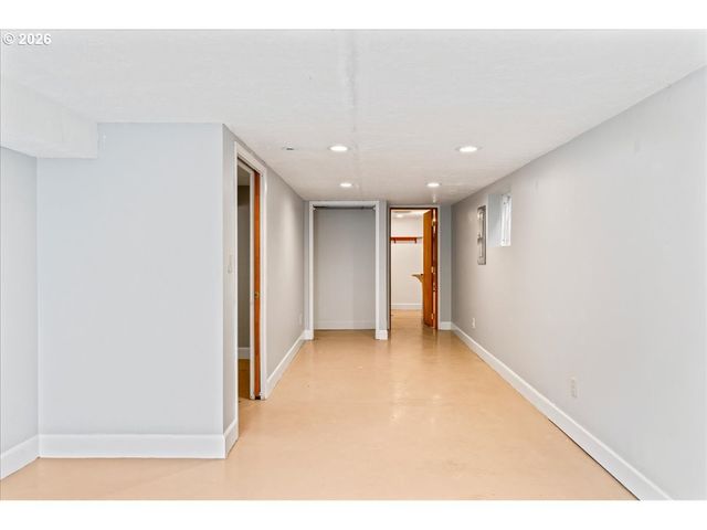 1211 Se 37TH Ave, Portland, OR 97214