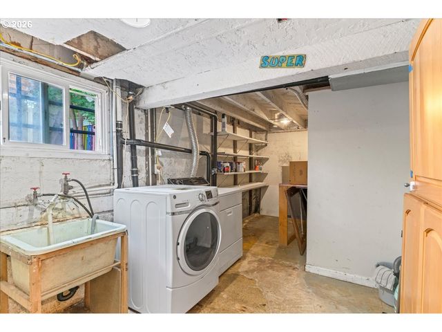 1211 Se 37TH Ave, Portland, OR 97214