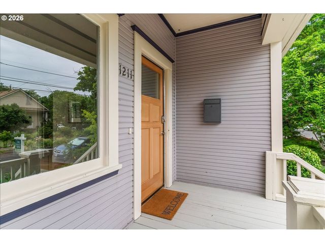 1211 Se 37TH Ave, Portland, OR 97214