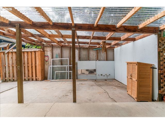 1211 Se 37TH Ave, Portland, OR 97214