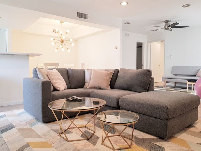 7431 Holly Hill Drive 227, Dallas, TX 75231