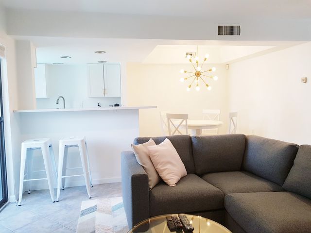 7431 Holly Hill Drive 227, Dallas, TX 75231