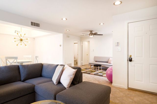 7431 Holly Hill Drive 227, Dallas, TX 75231