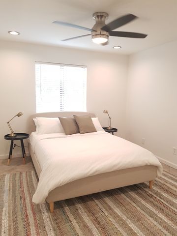 7431 Holly Hill Drive 227, Dallas, TX 75231