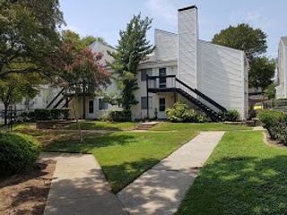 7431 Holly Hill Drive 227, Dallas, TX 75231