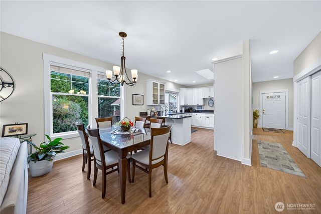 2016 Cascade Court, Anacortes, WA 98221