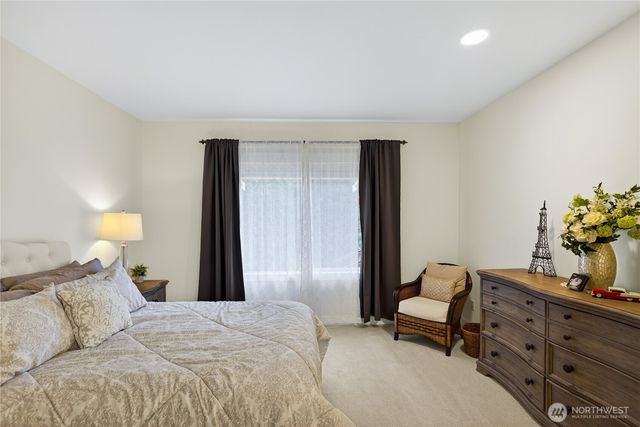 2016 Cascade Court, Anacortes, WA 98221
