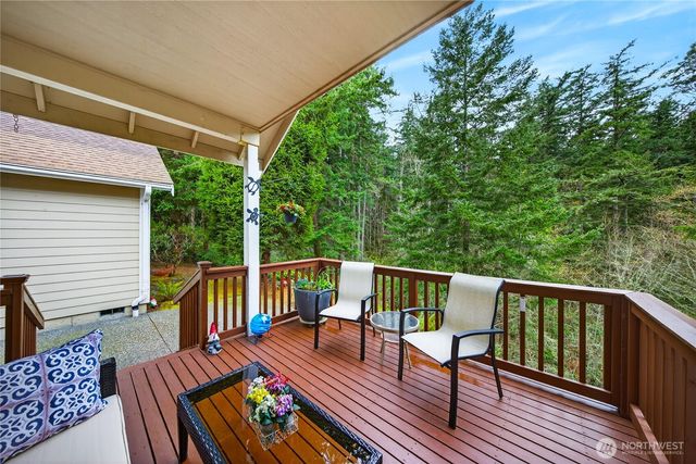 2016 Cascade Court, Anacortes, WA 98221