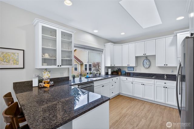 2016 Cascade Court, Anacortes, WA 98221