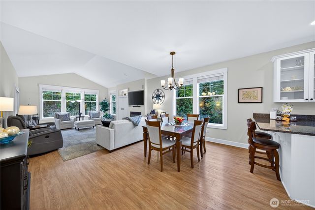 2016 Cascade Court, Anacortes, WA 98221