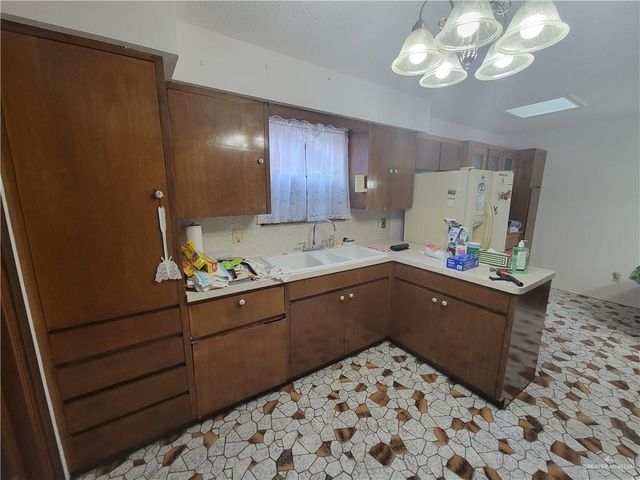 2508 Harvey Street, Mcallen, TX 78501