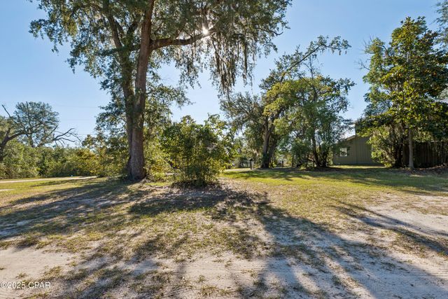 4902 E 4th Street, Panama City, FL 32404