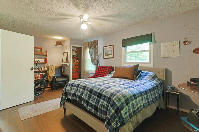 2116 Pershing Street, South Bend, IN 46628