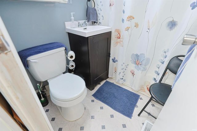2116 Pershing Street, South Bend, IN 46628