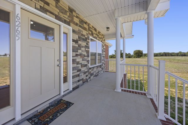 6265 McMinnville Hwy, Smithville, TN 37166