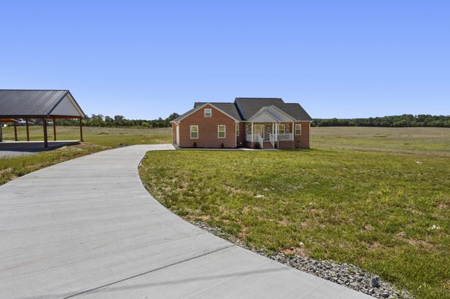 6265 McMinnville Hwy, Smithville, TN 37166