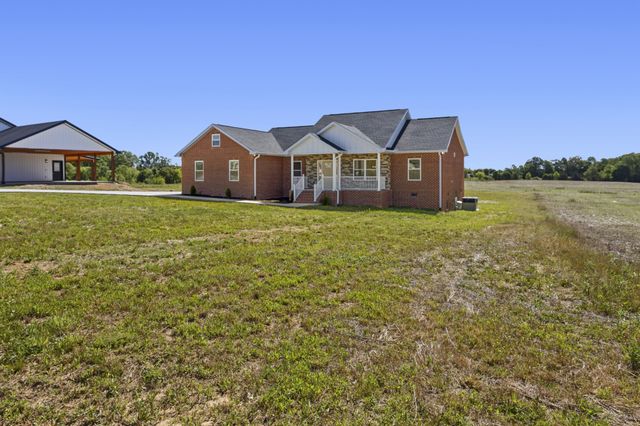 6265 McMinnville Hwy, Smithville, TN 37166