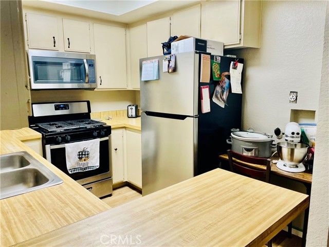 622 Parkview Drive, Lake Elsinore, CA 92530