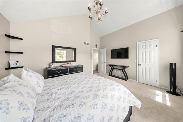102 Cranbrook Ter, Webster, NY 14580