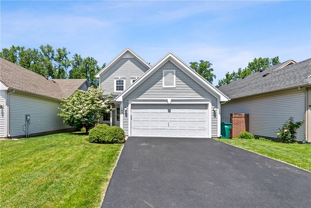102 Cranbrook Ter, Webster, NY 14580